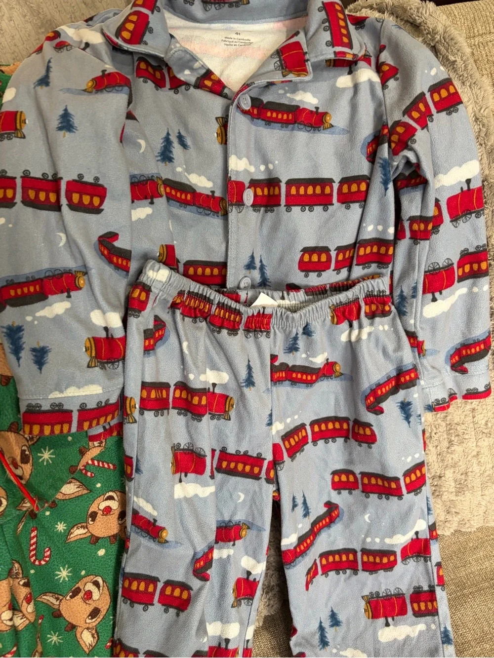 Boys 4T Holiday Pajama Bundle